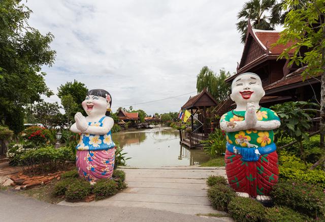 Ayothaya Floating Market